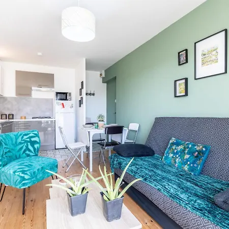 Coutant-2 By Interhome Apartmán *